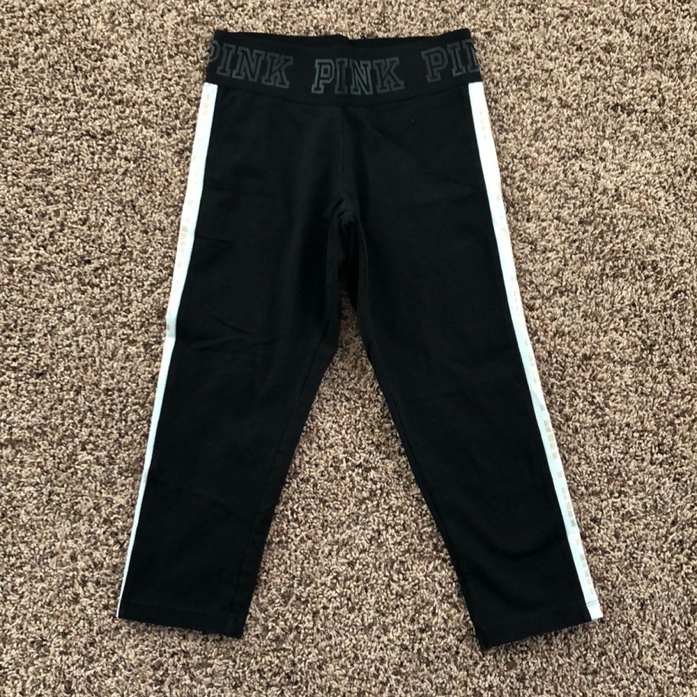 [VS PINK] Sport Yoga Cropped Size Small